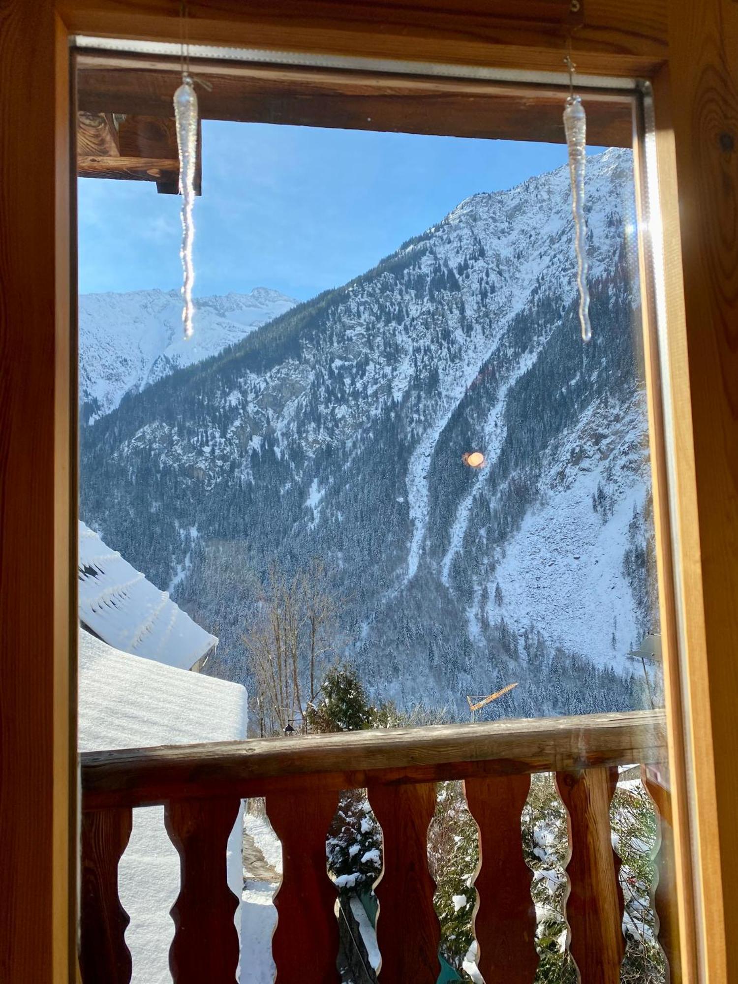הוילה La Grange St. Cyprien, Venosc - Les Deux Alpes מראה חיצוני תמונה